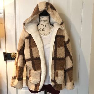 Extra plush NWOT reversible hoodie Sweet rain sm